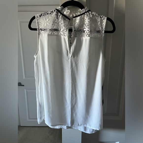 Marciano | Eva Sleeveless Floral Victorian Top | Size Medium NWT - Picture 7 of 7